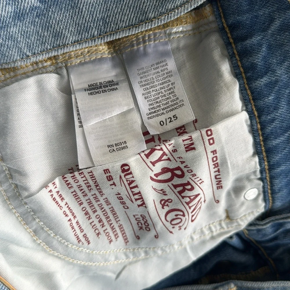 Lucky Brand Legend rhinestone 90s loose high rise crop light wash jeans size 25 - Picture 12 of 13